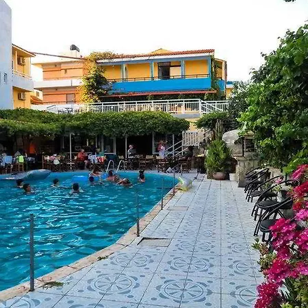 Roxani Hotel