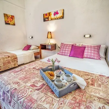 Roxani Hotel 3*