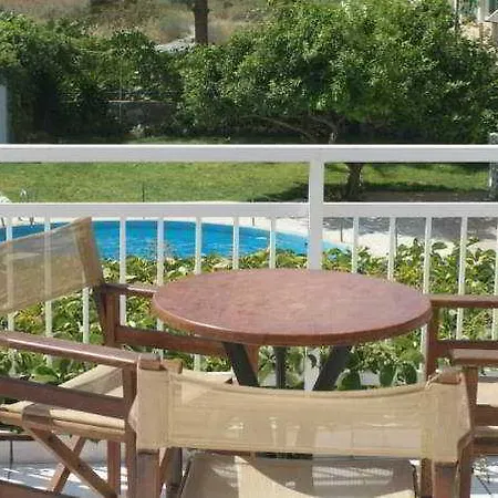 Roxani 3*